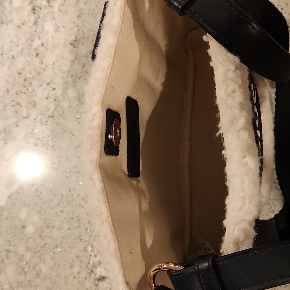 Chloe Teddy Cream and Naxy Fleece Handbag - Picture 6 of 10